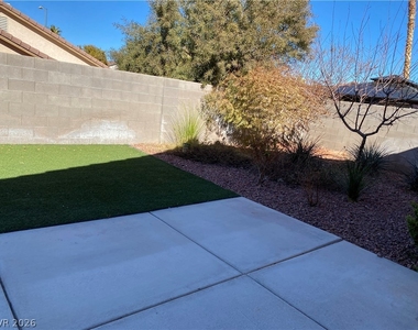 6624 Tampa Court - Photo Thumbnail 7