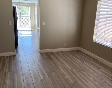 9613 Swan Bay Drive - Photo Thumbnail 3