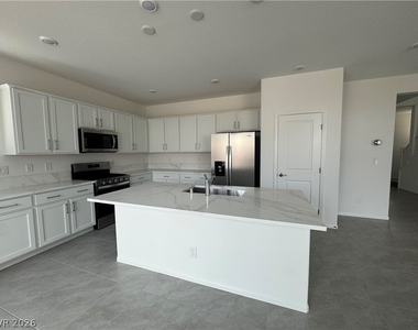 5958 Night Hawk Hill Street - Photo Thumbnail 5