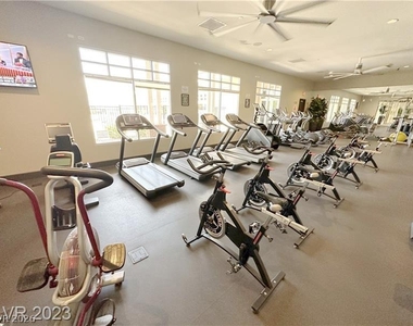 735 Orange Plume Walk - Photo Thumbnail 22
