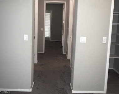 735 Orange Plume Walk - Photo Thumbnail 10
