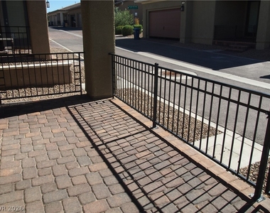735 Orange Plume Walk - Photo Thumbnail 17