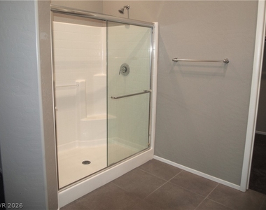735 Orange Plume Walk - Photo Thumbnail 11