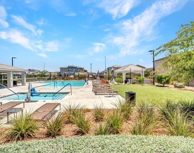 7117 Red Gulch Street - Photo Thumbnail 36