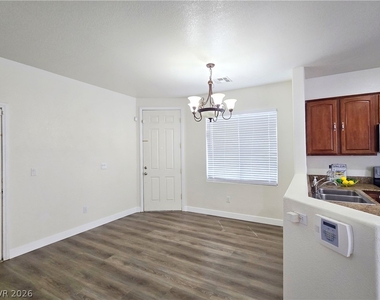 7593 Garden Galley Street - Photo Thumbnail 3