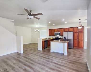 7593 Garden Galley Street - Photo Thumbnail 8