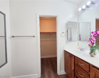 7593 Garden Galley Street - Photo Thumbnail 13
