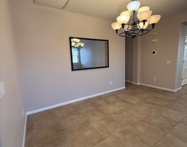 7176 Laramie Avenue - Photo Thumbnail 4