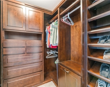 322 Karen Avenue - Photo Thumbnail 25