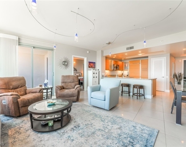 322 Karen Avenue - Photo Thumbnail 12