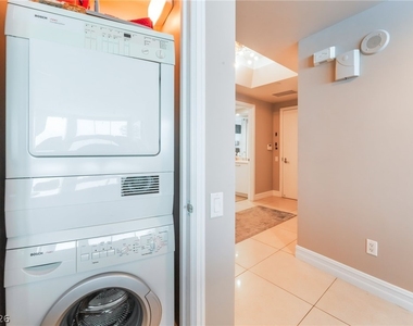 322 Karen Avenue - Photo Thumbnail 16