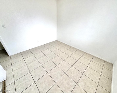 1608 Burningwood Lane - Photo Thumbnail 17