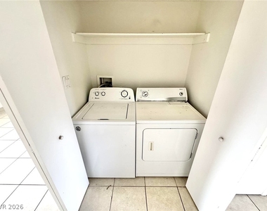 1608 Burningwood Lane - Photo Thumbnail 6