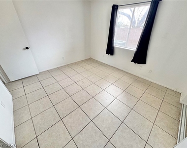 1608 Burningwood Lane - Photo Thumbnail 11