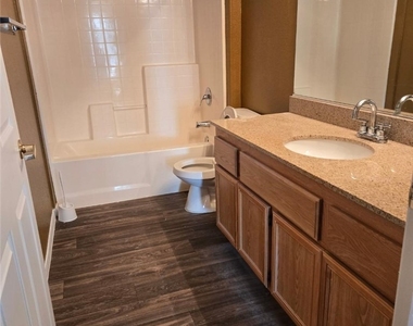 10550 W Alexander Road - Photo Thumbnail 16