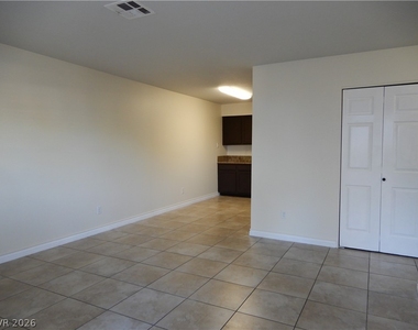 2120 Petersham Court - Photo Thumbnail 3