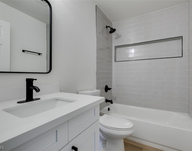 598 Jackson Drive - Photo Thumbnail 5