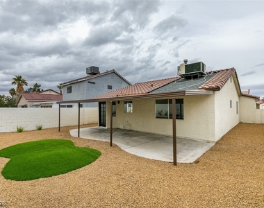 598 Jackson Drive - Photo Thumbnail 35