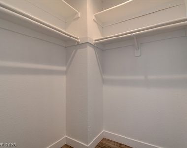 6867 Tamarus Street - Photo Thumbnail 9