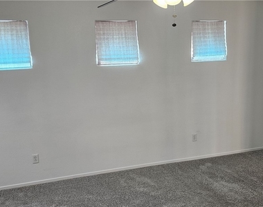 7451 Benlomond Avenue - Photo Thumbnail 21