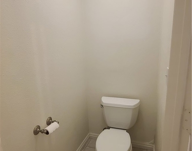 1413 Iron Springs Drive - Photo Thumbnail 22