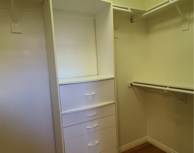 1413 Iron Springs Drive - Photo Thumbnail 18