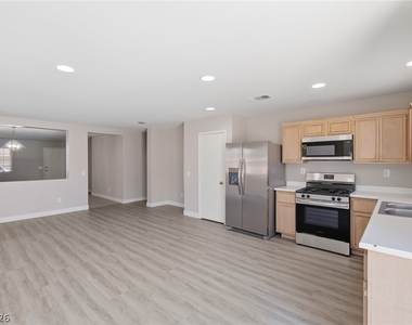 5797 Dana Rogers Drive - Photo Thumbnail 3