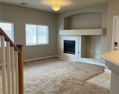 8764 Traveling Breeze Avenue - Photo Thumbnail 2