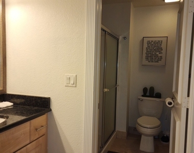 270 E Flamingo Road - Photo Thumbnail 9