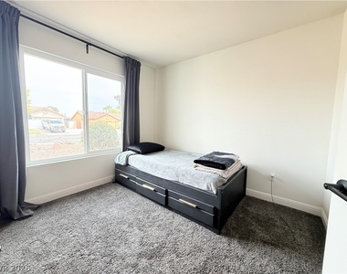 1105 Nordyke Avenue - Photo Thumbnail 11