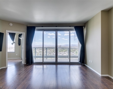 322 Karen Avenue - Photo Thumbnail 4