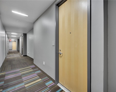 353 E Bonneville Avenue - Photo Thumbnail 23