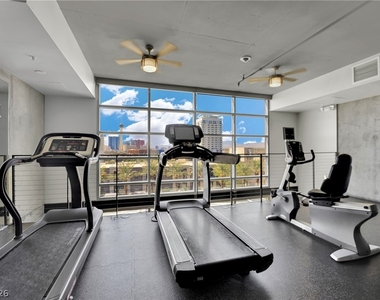 353 E Bonneville Avenue - Photo Thumbnail 32