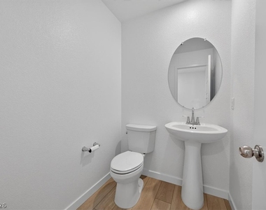 295 Grunt Avenue - Photo Thumbnail 16