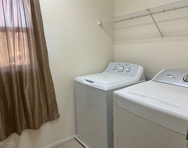 3314 Cave Primrose Street - Photo Thumbnail 15