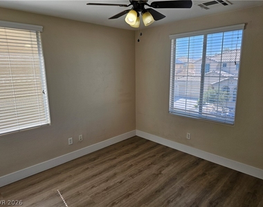 1018 Garnet Ridge Court - Photo Thumbnail 13