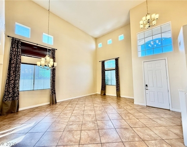 6800 Fruit Flower Avenue - Photo Thumbnail 2