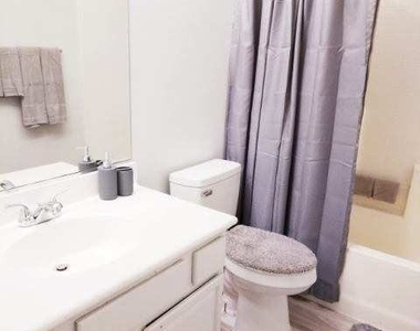 3305 Hillingdon Court - Photo Thumbnail 11