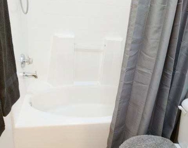 3305 Hillingdon Court - Photo Thumbnail 12
