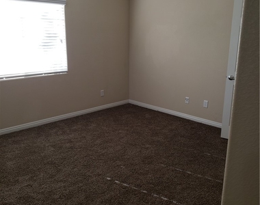 7876 Crownbeard Street - Photo Thumbnail 29