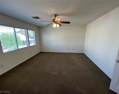 5519 Amy Lynn Street - Photo Thumbnail 16