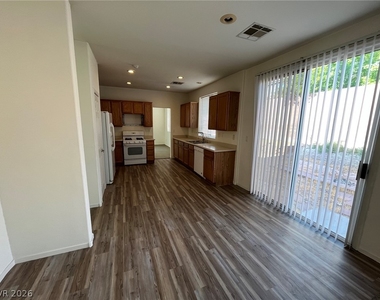 5519 Amy Lynn Street - Photo Thumbnail 4