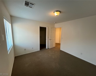 5519 Amy Lynn Street - Photo Thumbnail 8