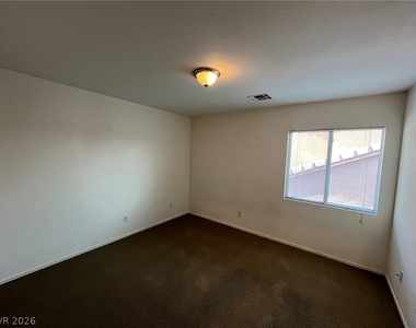 5519 Amy Lynn Street - Photo Thumbnail 10