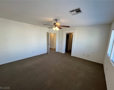 5519 Amy Lynn Street - Photo Thumbnail 17