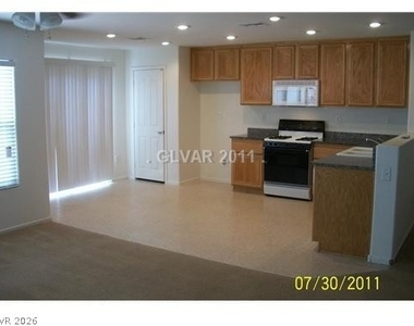 5644 Granville Lake Street - Photo Thumbnail 9