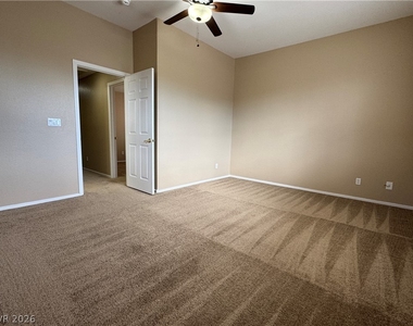816 Canterbury Cross Place - Photo Thumbnail 35
