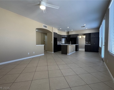 816 Canterbury Cross Place - Photo Thumbnail 17