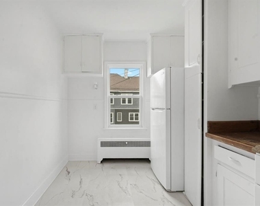 106 Grand Boulevard - Photo Thumbnail 9