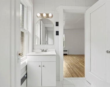 106 Grand Boulevard - Photo Thumbnail 15